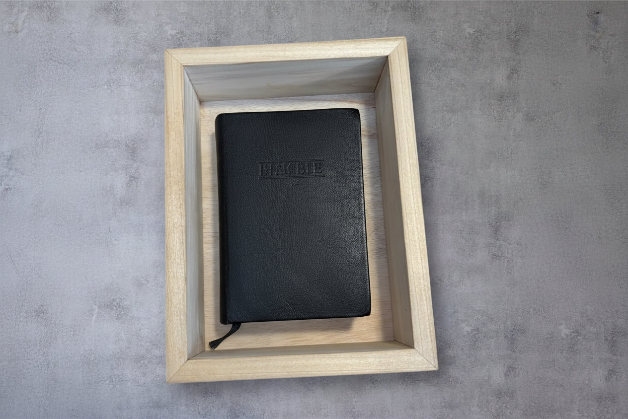 Bible storage box - Creatn Sawdust