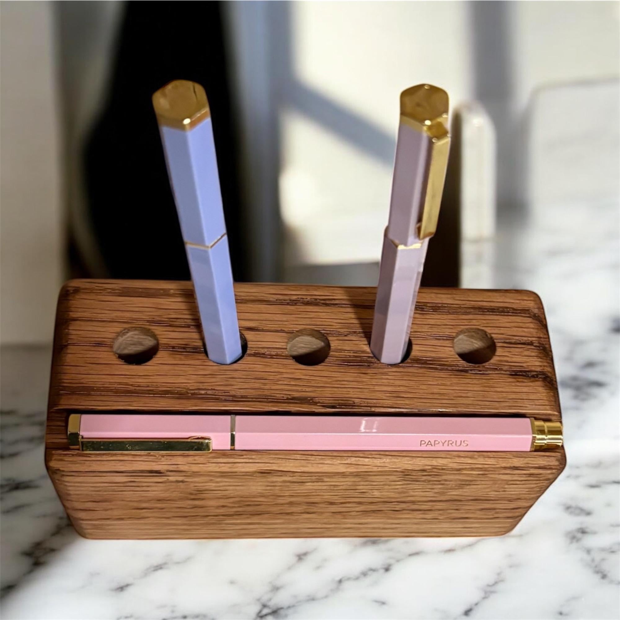 Handmade Oak Wood Pen Holder | Desk Organizer - Creatn Sawdust